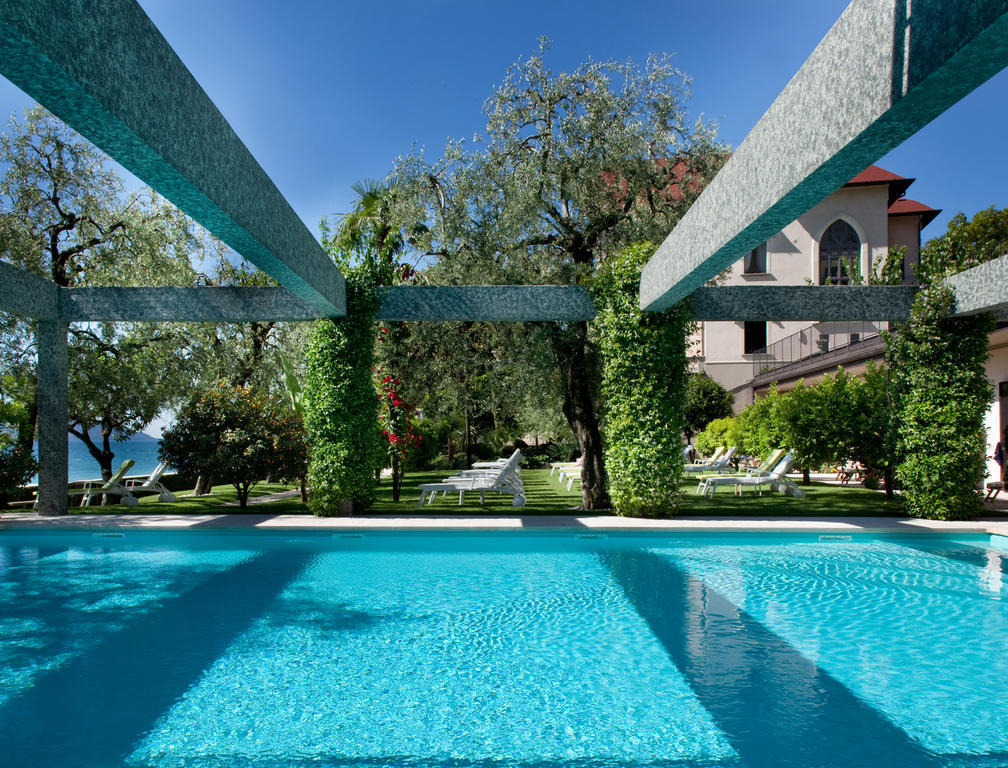 Hotel Villa Giulia Гарньяно Экстерьер фото